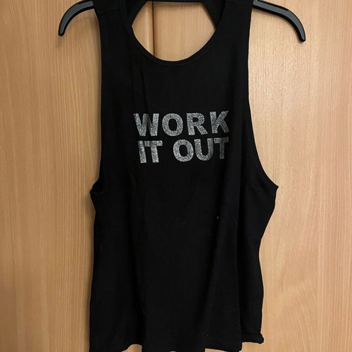 SugarFree black sleeveless shirt like new, size M