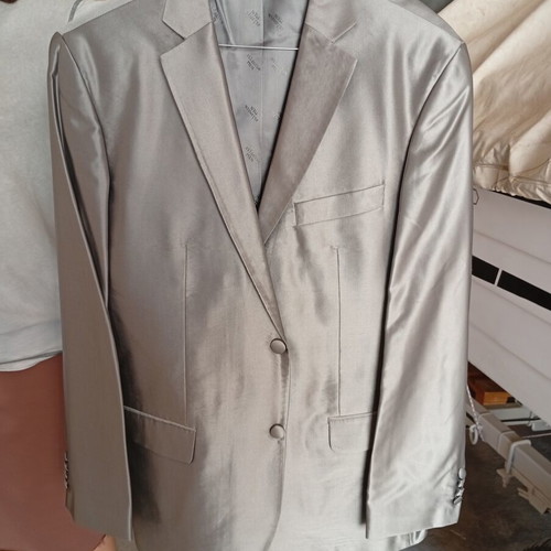 Aslanis wedding suit silver, like new, size XL