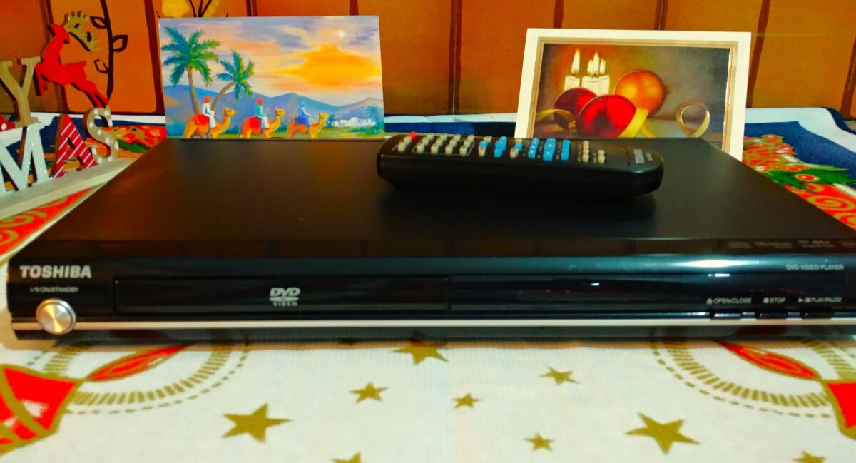 TOSHIBA SD189EKE DVD-CD player like new,… - € 22,00 - Vendora.cy