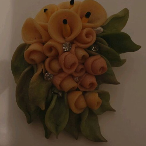 Handmade brooch like new with flowers and colorful strass