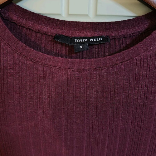 Ribbed burgundy top with side tie, new, size S