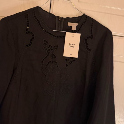 H&M dress new, size Small, black