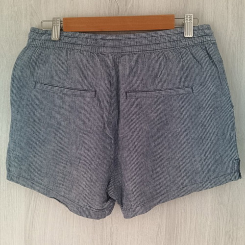 H&M linen women's shorts size 36 used, blue with white stripes