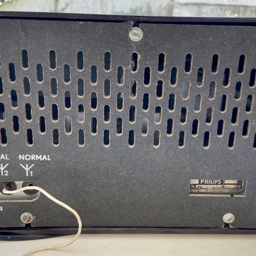 Radio Phillips vintage used in excellent condition