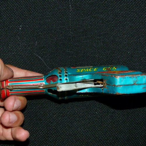 Tin Space Gun used