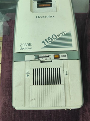 Electrolux Vacuum Cleaner 1987 like new