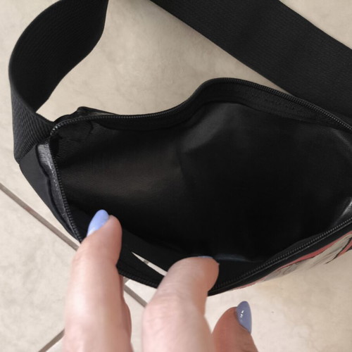 Running pouch waist bag like new with transparent phone pocket