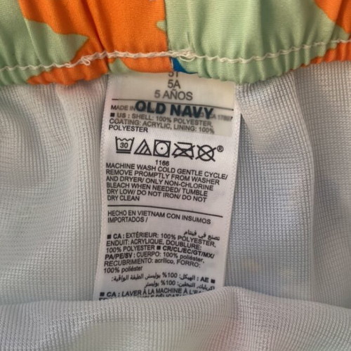 Old Navy children's swimsuit like new, size 5 years
