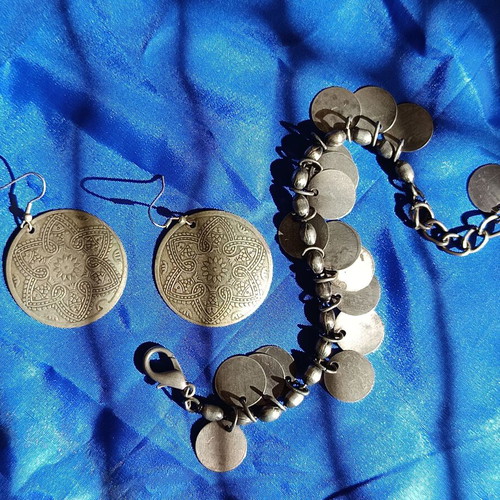 Ethnic Bohemian Style Bracelet and Earrings Set like new, silver