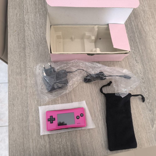Game Boy Micro Pink boxed with original charger like new