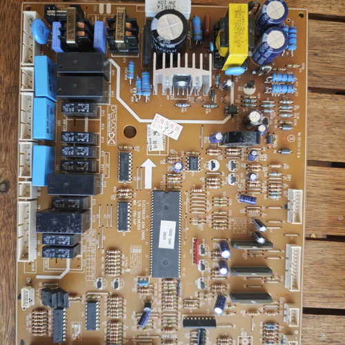 Refrigerator circuit board 30143HE050