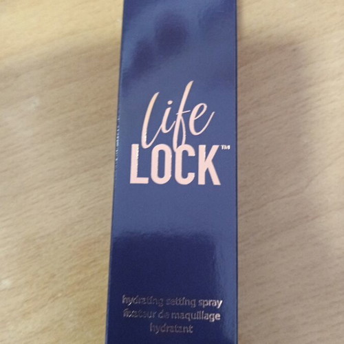 Tarte Life Lock hydrating setting spray 100ml