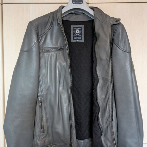 Navy & Green leather men's jacket with detachable hood, like new, medium