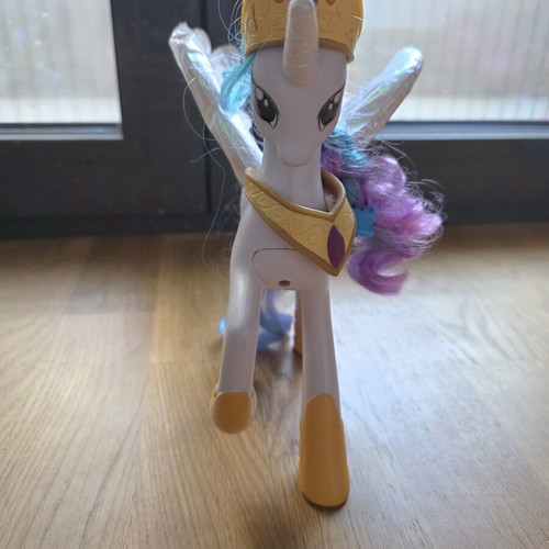Princess Celestia My Little Pony G4 Friendship Is Magic Light & Sounds like new