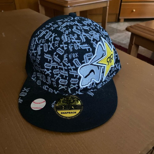 Rockstar Fox hat new, black