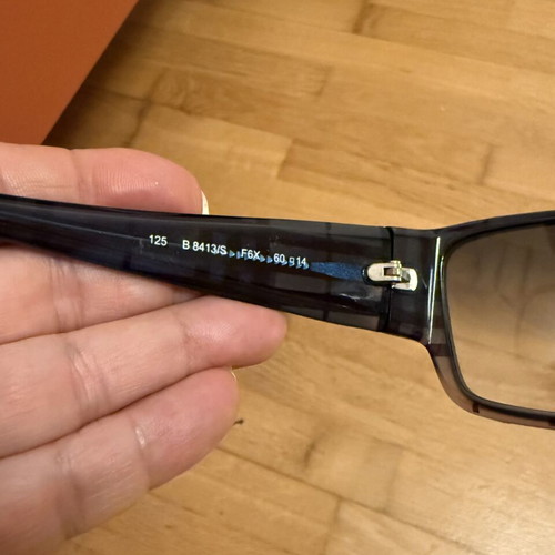 Burberry sunglasses B8413/S oversized rectangular dark check like new with case