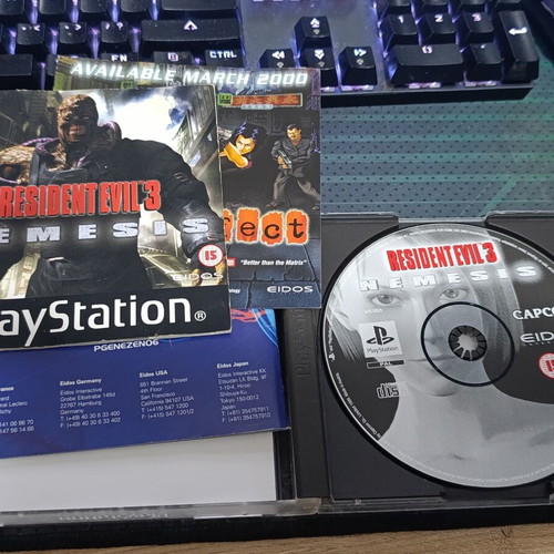 Resident Evil 3 PS1 game used, complete with manuals