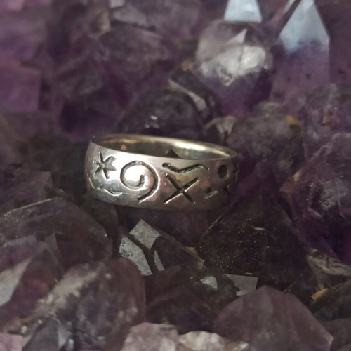 Handmade 925 silver ring like new with moon stars waves designs