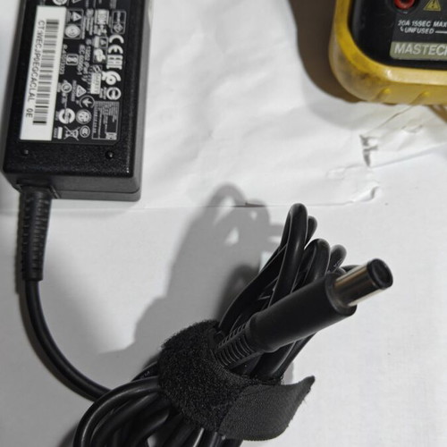 HP 65W 19.5V 3.33A power supply used