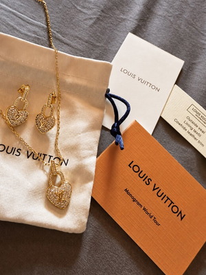 Louis Vuitton heart necklace and earrings set, 18K gold plated