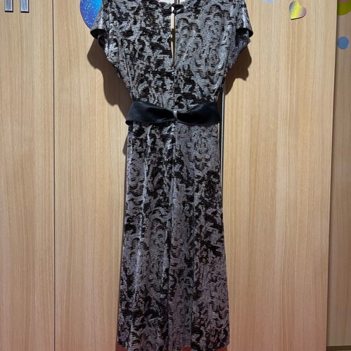 Attrattivo velvet dress like new, gray multicolor size M