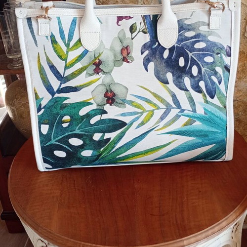The Holy Bag leather women's handbag with fabric