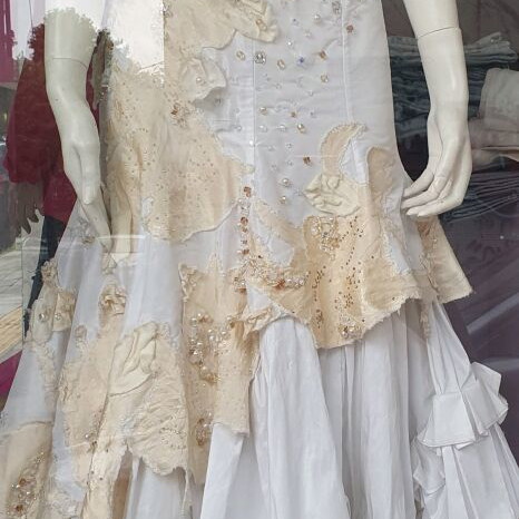 Wedding dress new import from England, white size M