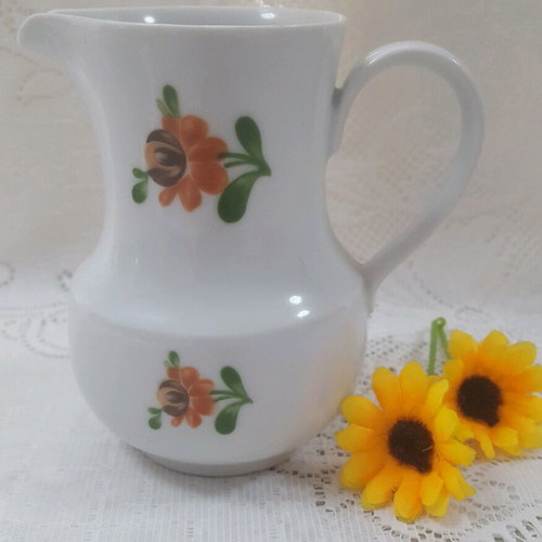 Kahla porcelain vintage jug like new