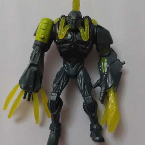 Toxzon Max Steel figure like new by Mattel
