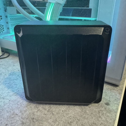 WD_Black D50 Game Dock NVMe SSD 1TB like new with Thunderbolt 3