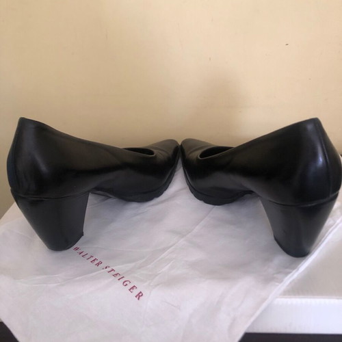 Walter Steiger black leather pumps used, size 40