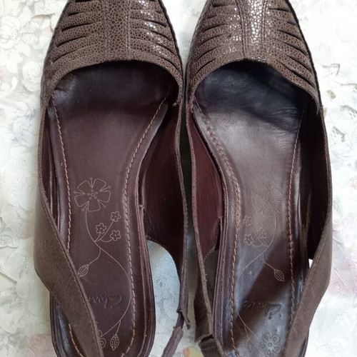Clarks sandals size 39, new, brown leather with rubber sole