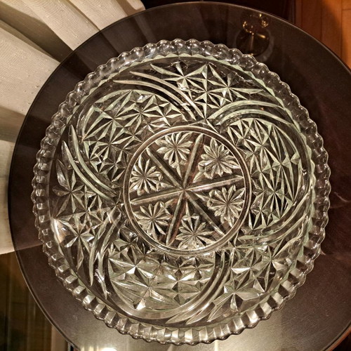 Glass platter used with designs