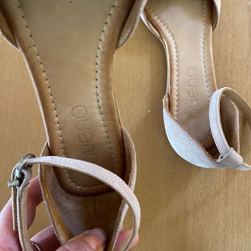 Bueno Shoes ballerinas size 38.5 like new, pink and gold