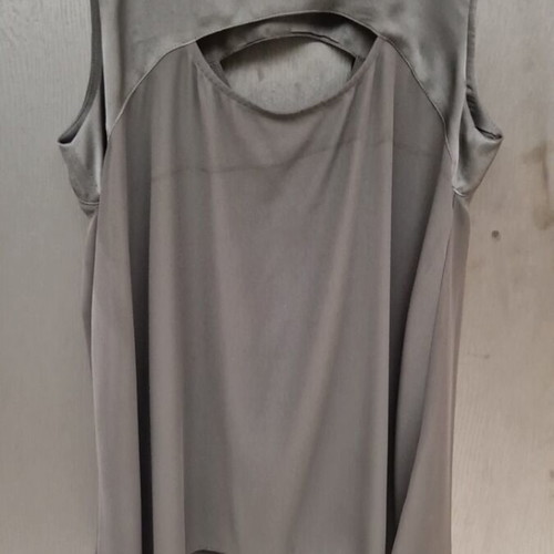 Attrativo blouse airy and asymmetrical like new, black