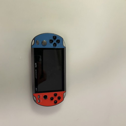MP5 Portable Game Console used with 200+ 90s-00s games