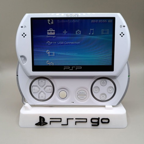 PSP Go white like new, hacked for free games, with charging cable
