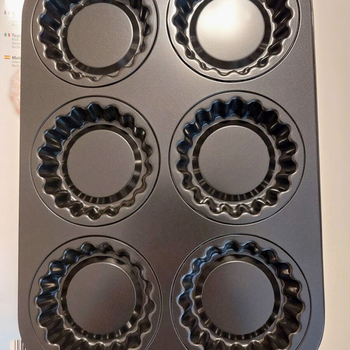 Nonstick baking tin for 6 tartlets new