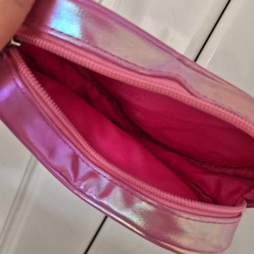 Children's heart-shaped iridescent pink crossbody bag like new