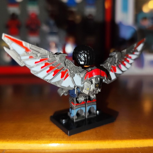Falcon Sam Wilson figure like new with stand and wings