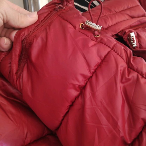 Zuiki Crop Jacket L like new, burgundy with removable hood