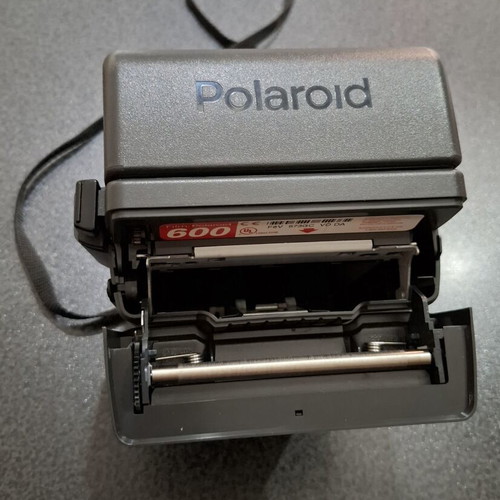 Polaroid 636 Close Up instant camera vintage like new