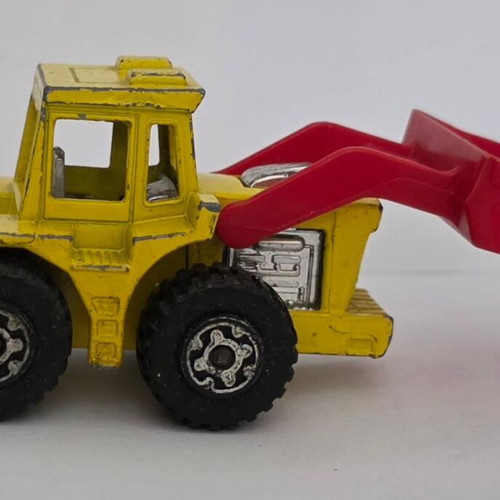 Lesney Matchbox Superfast No. 29 Tractor Shovel 1/64 Die Cast