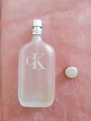 Άδειο μπουκαλάκι Calvin Klein CK one 50ml σαν καινούργιο με κουτί
