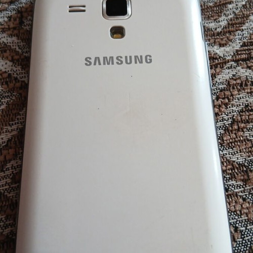 Samsung Galaxy S Duos GT-S7562 white phone without battery