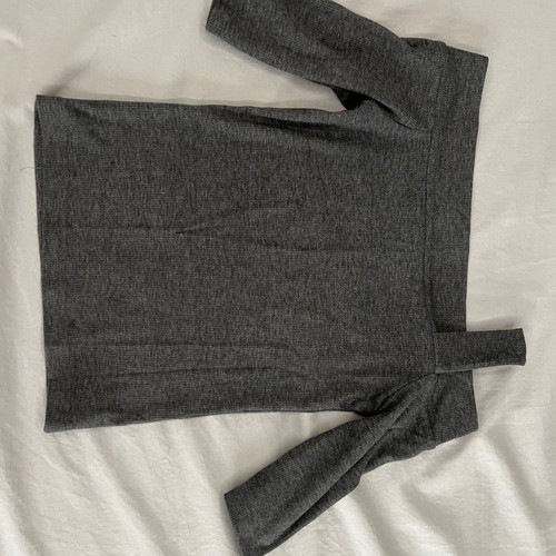 Sportswear set used, leggings small, tops medium, 5 pieces