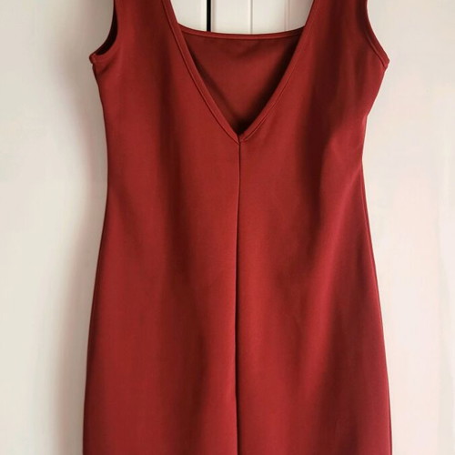 Anel dress red burgundy mini fitted new, size Large