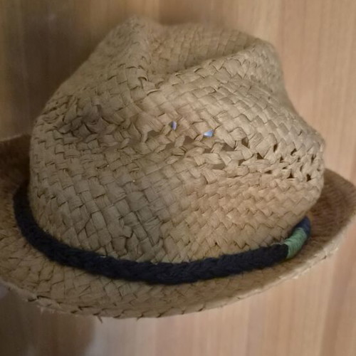 Straw children's hat like new, beige, size 52-53