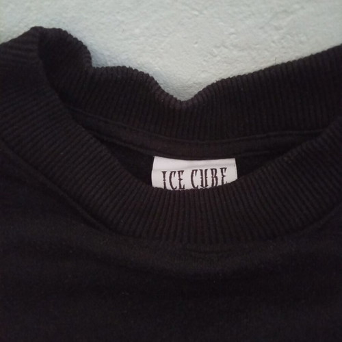 Ice Cube sweatshirt like new, size M/L, black multicolor