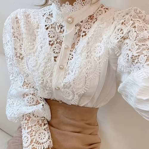 Lace blouse size L new, Victorian style with puff sleeves